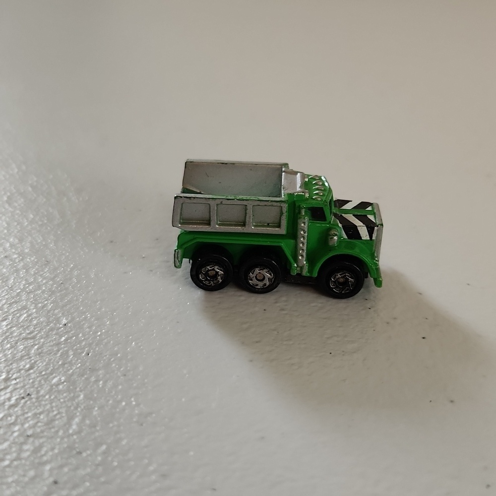 Vintage Galoob Micro Machines Green Dump Truck Reflectors Limited Edition